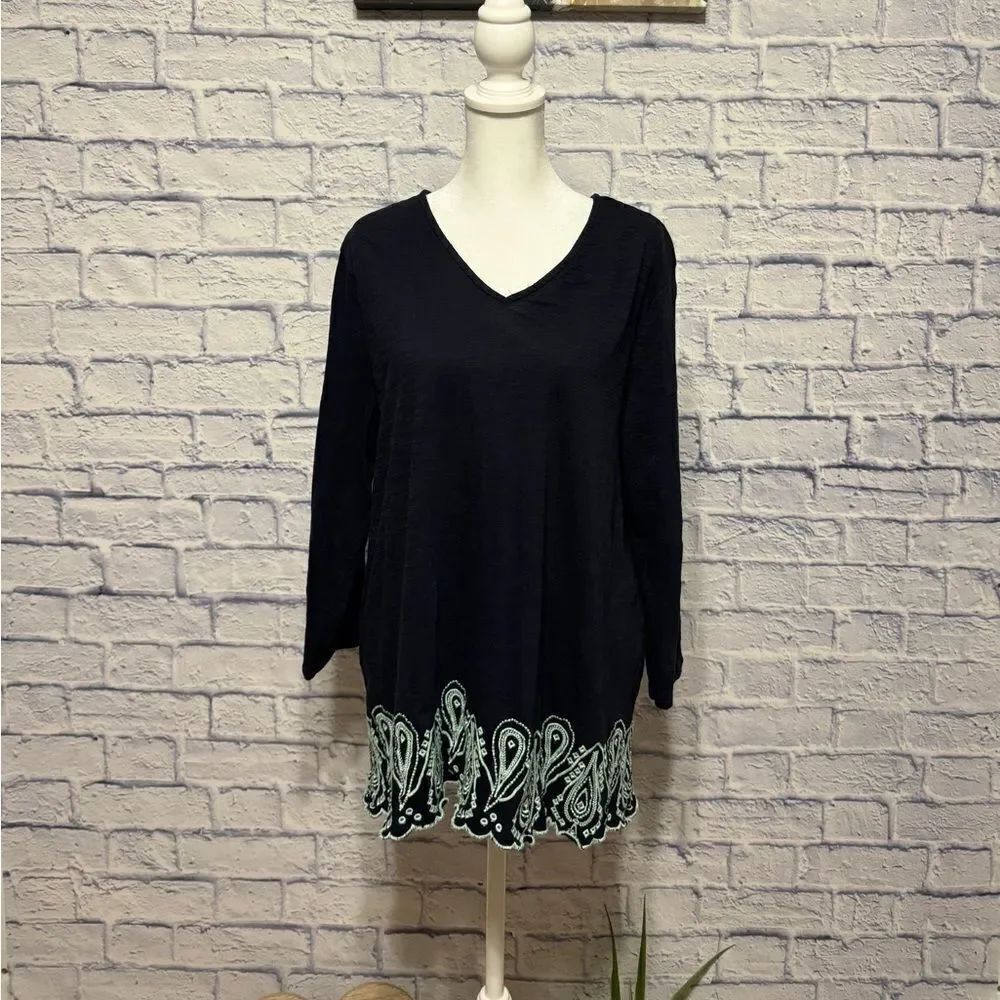 Talbot's 3/4 Sleeve Cotton Blouse Navy Blue Scalloped Edge Embroidered VNeck L